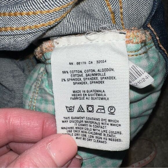 Women's Blue Jeans - Picture 7 of 9